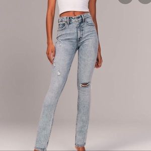 Abercrombie & Fitch 90s Skinny High Rise Jeans